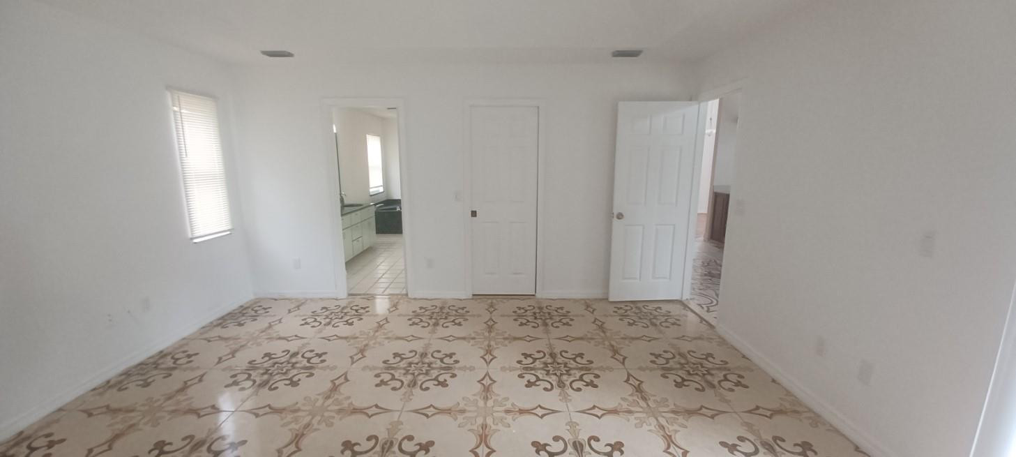 202 Southwest Parish Terrace Port St. Lucie, FL 34984 - Photo 29 of 38 Photo 29
