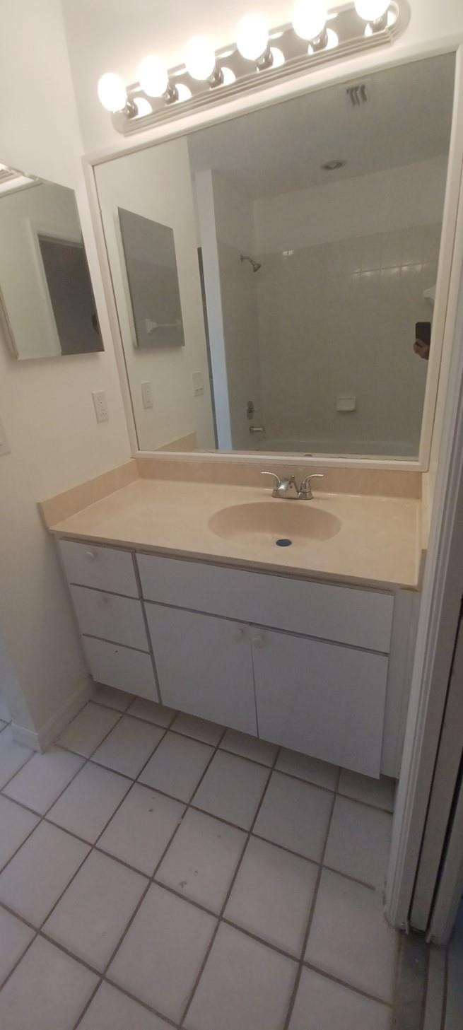 202 Southwest Parish Terrace Port St. Lucie, FL 34984 - Photo 36 of 38 Photo 36