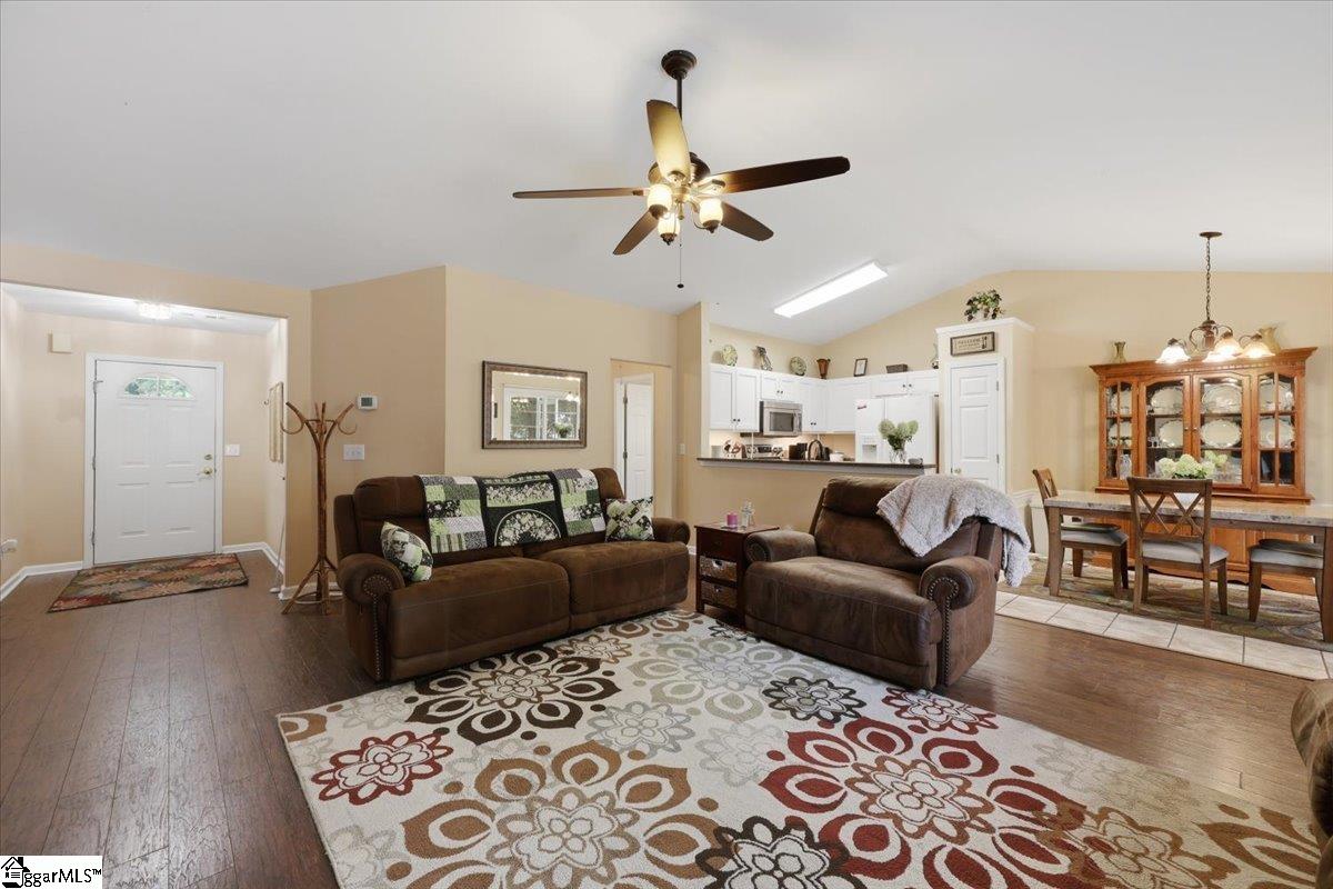 302 Turnbridge Trail Simpsonville, SC 29680 - Photo 6 of 35