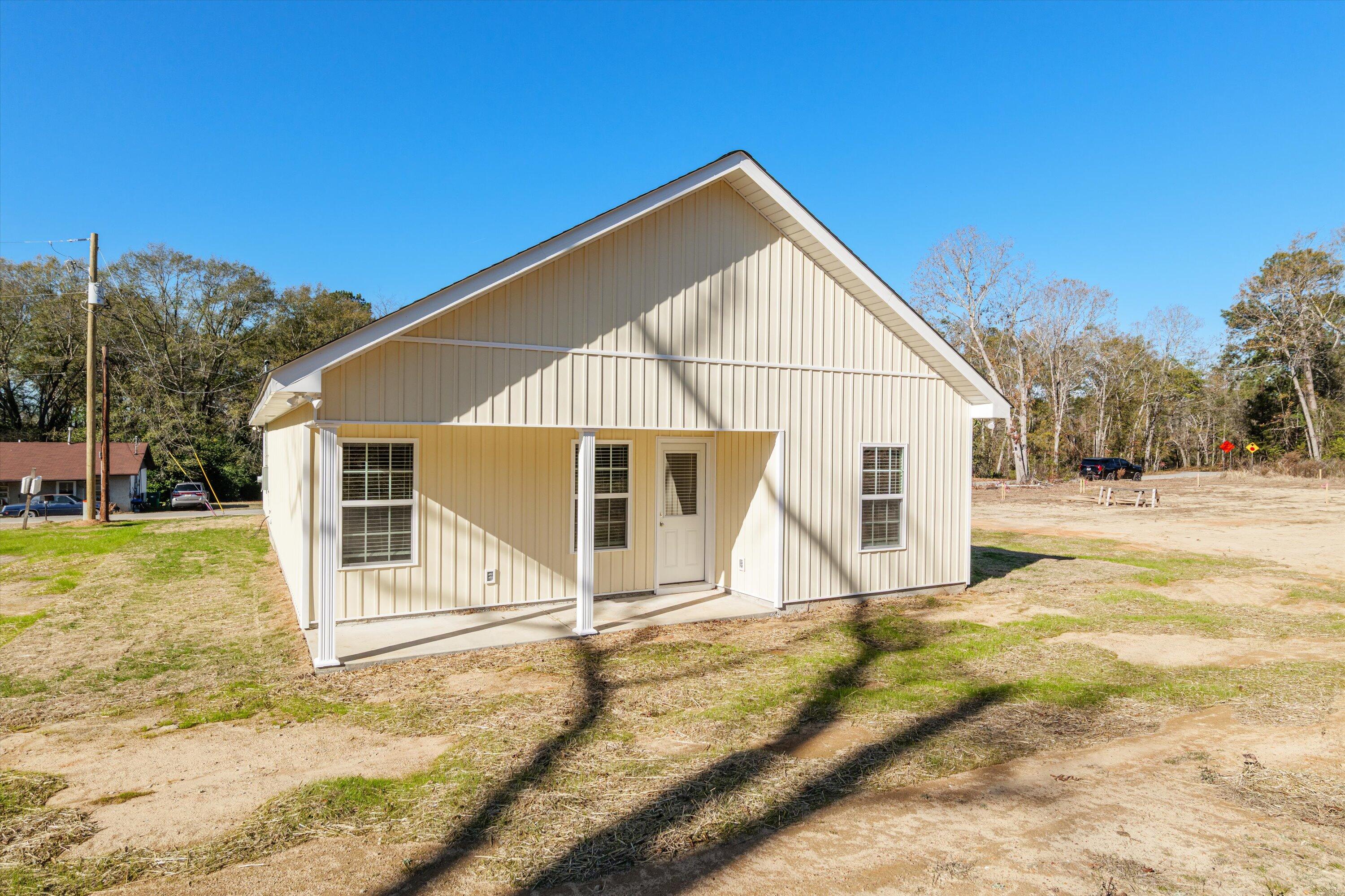 629 Clary Street Thomson, GA 30824 - Photo 9 of 38 09-P1538654