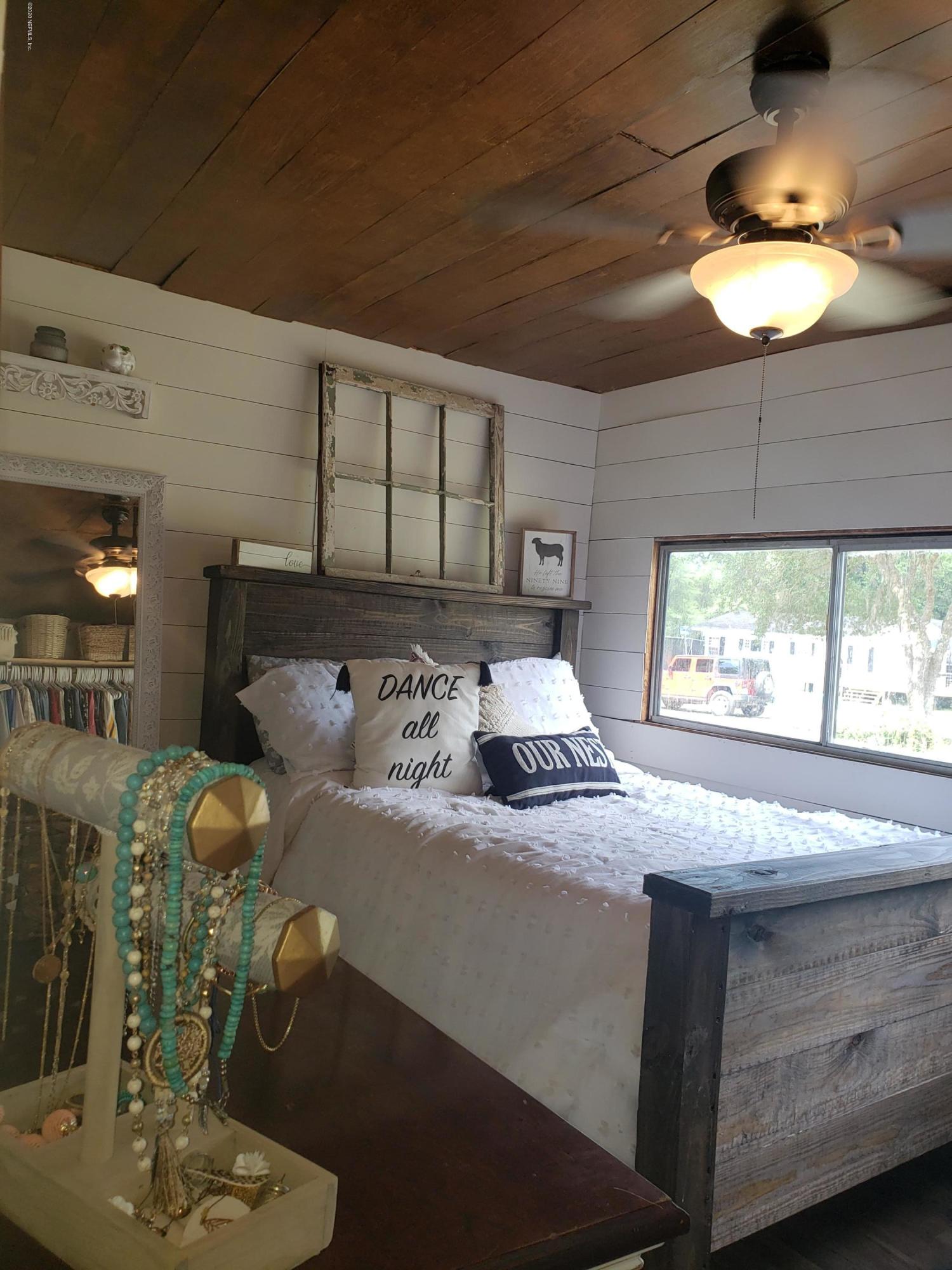 6775 Spring Lake Village Road Keystone Heights, FL 32656 - Photo 10 of 20 6775 Bedroom