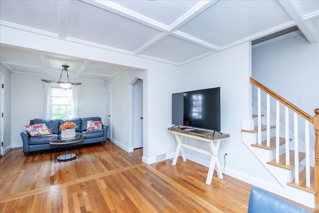 47 Cherry Street Newton, MA 02465 - Photo 8 of 41