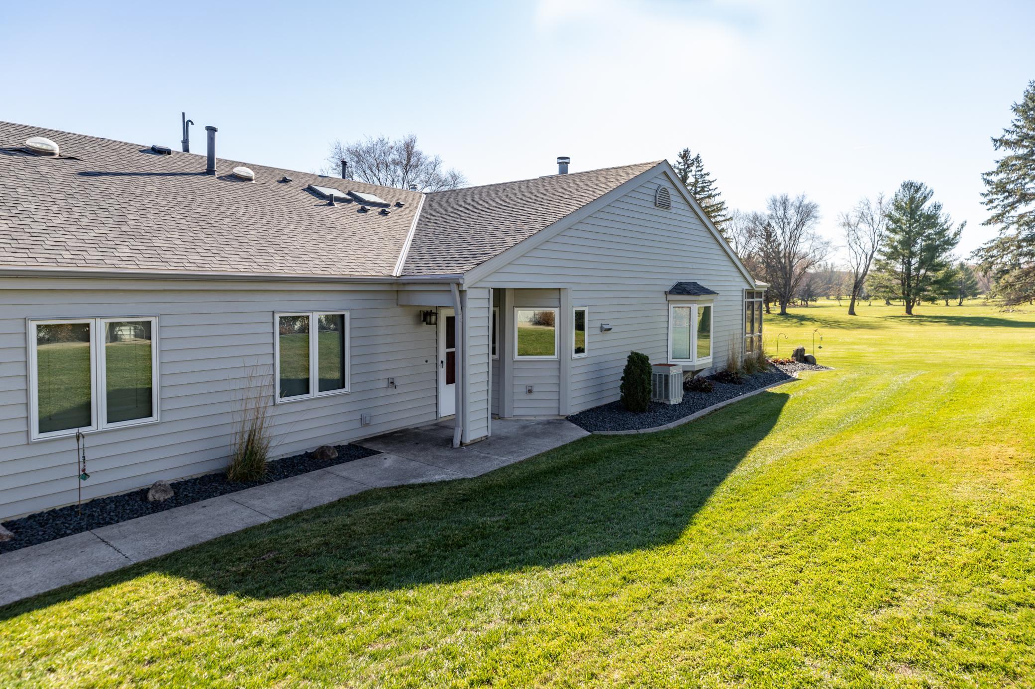 4888 Tee Court Southwest Rochester, MN 55902 - Photo 5 of 46