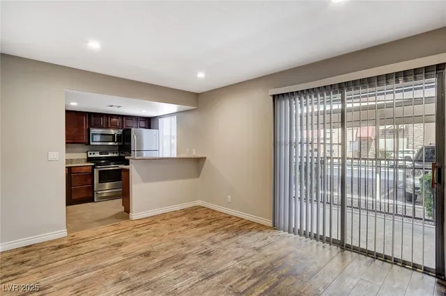 $1,395 | 5240 Indian River Drive, Unit 275, Las Vegas, NV 89103