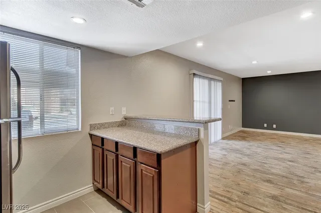$1,395 | 5240 Indian River Drive, Unit 275, Las Vegas, NV 89103