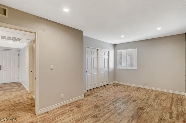 $1,395 | 5240 Indian River Drive, Unit 275, Las Vegas, NV 89103