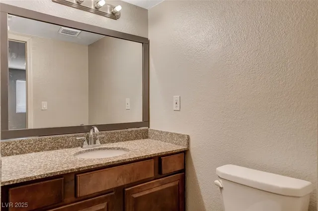 $1,395 | 5240 Indian River Drive, Unit 275, Las Vegas, NV 89103