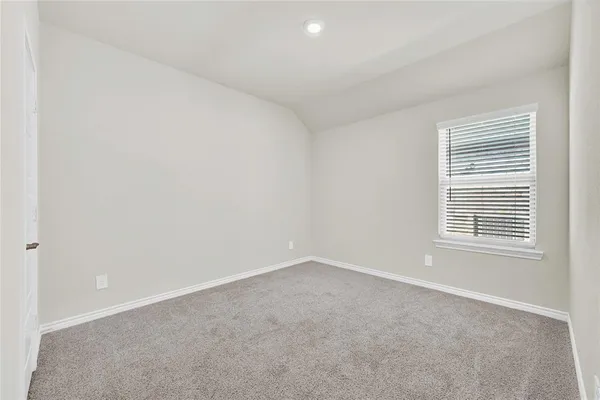 $2,450 | 9713 Quail Pointe Road, Aubrey, TX 76227