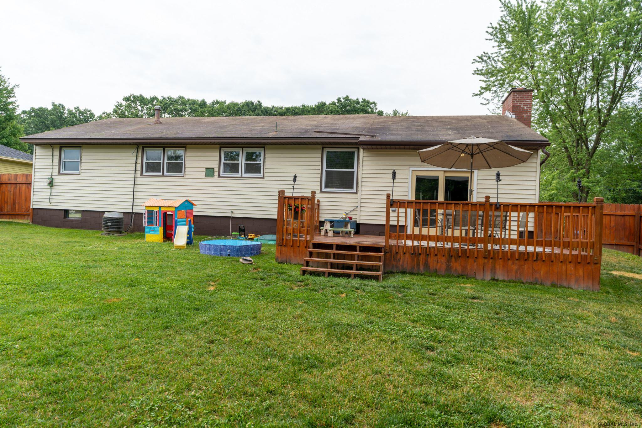 9 Riverview Terrace Rensselaer, NY 12144 - Photo 33 of 37 Photo 33