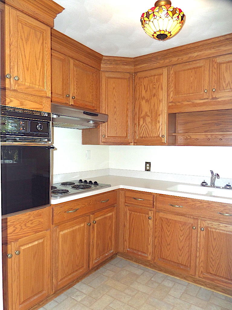 4933 Oak Road Northwest Roanoke, VA 24017 - Photo 12 of 54 4933KIT18