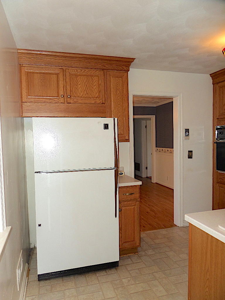 4933 Oak Road Northwest Roanoke, VA 24017 - Photo 15 of 54 4933KIT16