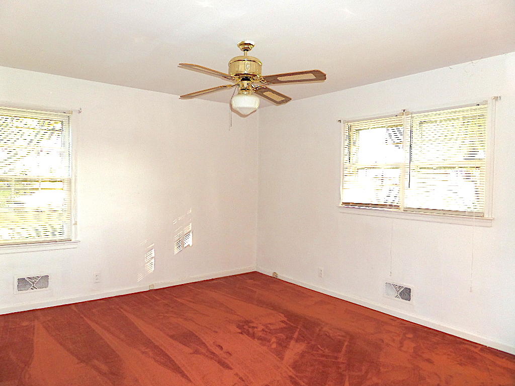4933 Oak Road Northwest Roanoke, VA 24017 - Photo 20 of 54 4933MBRV1