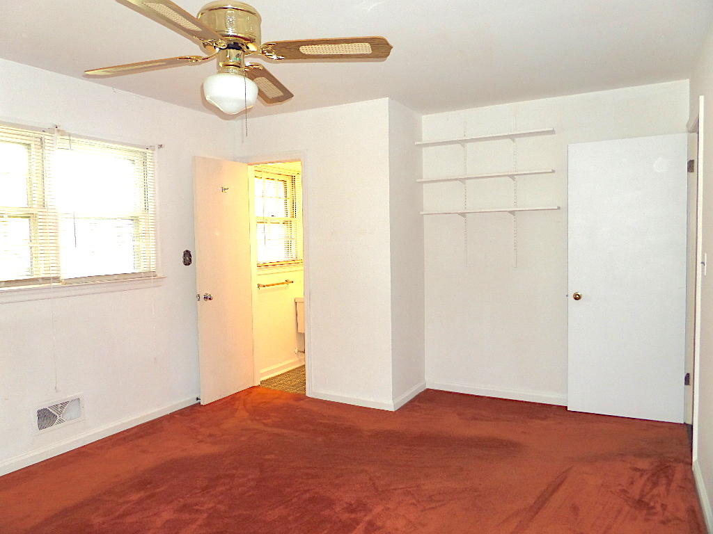 4933 Oak Road Northwest Roanoke, VA 24017 - Photo 21 of 54 4933MBRV2JPG