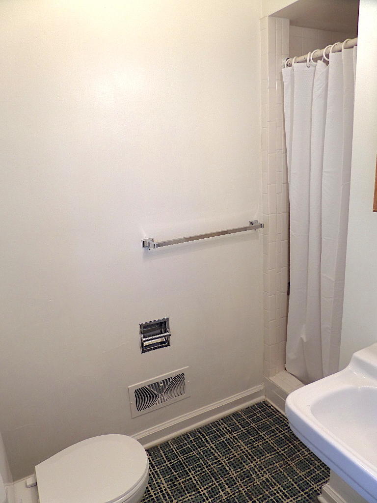 4933 Oak Road Northwest Roanoke, VA 24017 - Photo 25 of 54 4933MBRBA2