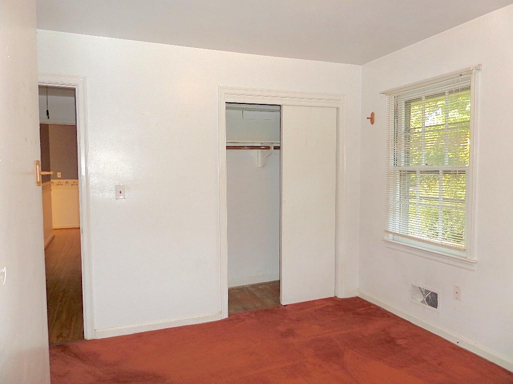 4933 Oak Road Northwest Roanoke, VA 24017 - Photo 31 of 54 4933BR2V5