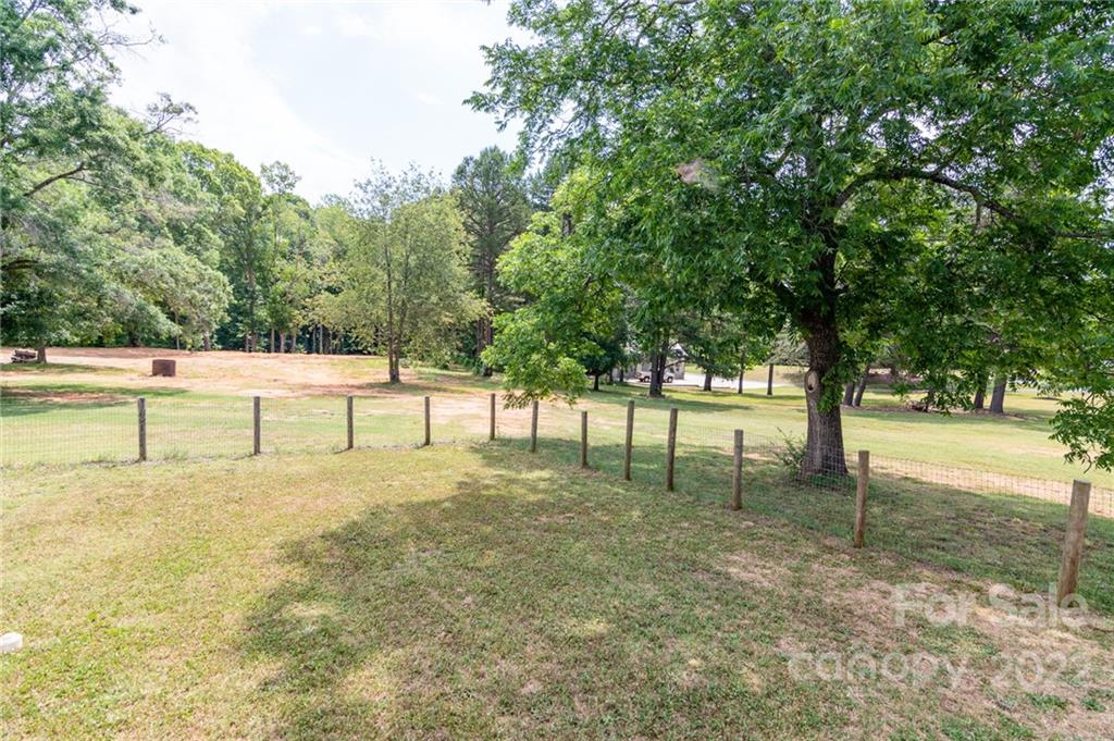 189 Wiggins Road Mooresville, NC 28115 - Photo 34 of 47 Gallery Image 34