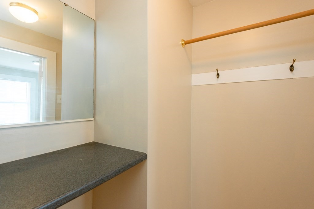 13 Melville Place Lynn, MA 01902 - Photo 27 of 41