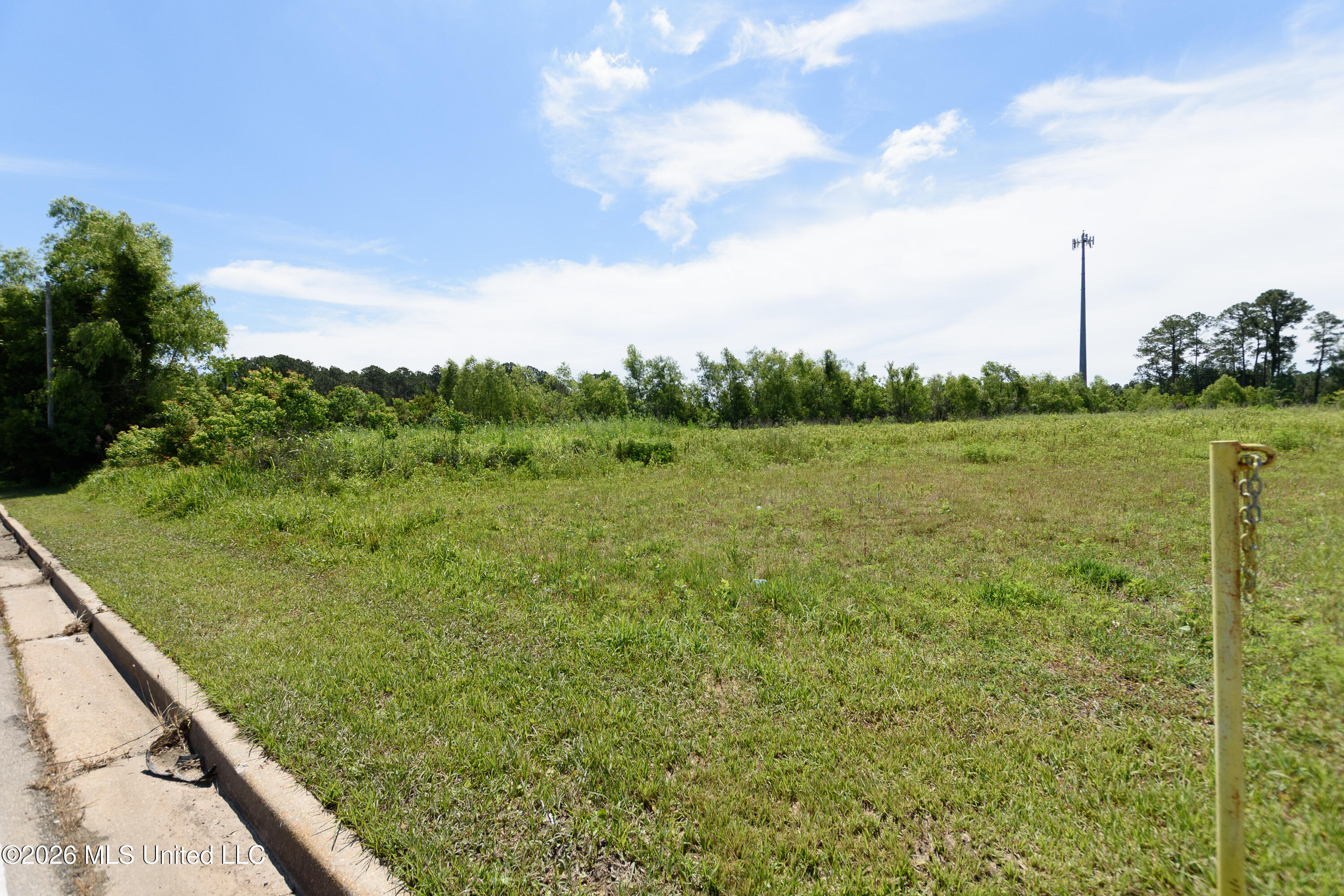 East Shortcut Road Moss Point, MS 39563 - Photo 2 of 7 DSC_0005