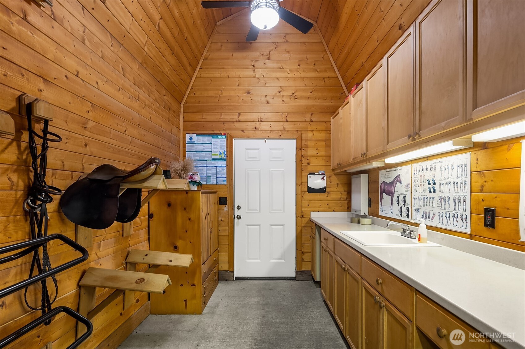1204 Southeast Oak Road Port Orchard, WA 98367 - Photo 19 of 40 Gallery Image 19