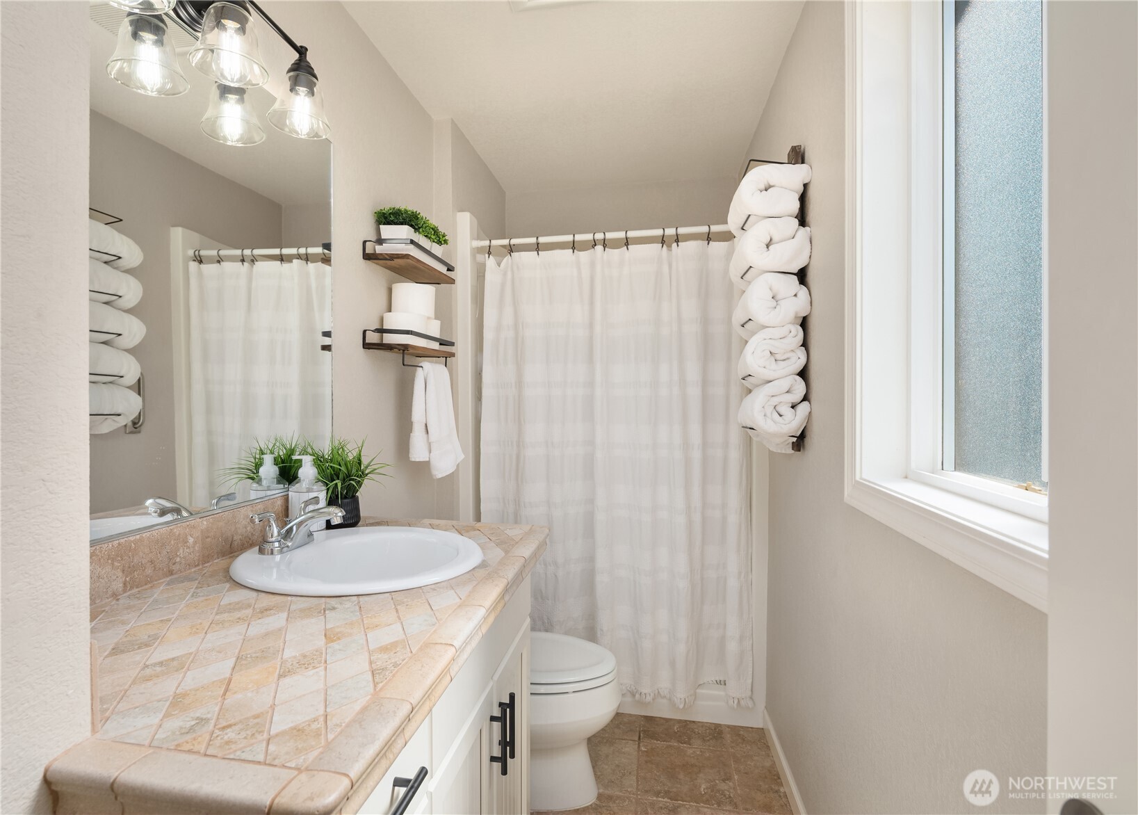1204 Southeast Oak Road Port Orchard, WA 98367 - Photo 31 of 40 Gallery Image 31
