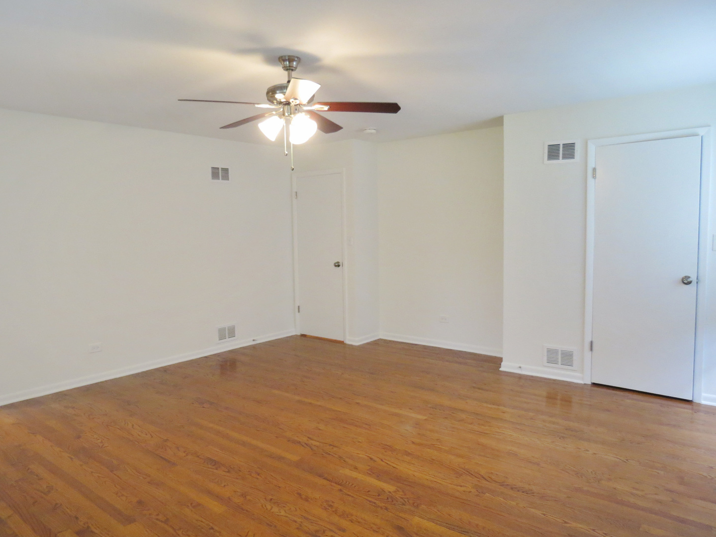 12970 McCarthy Road Lemont, IL 60439 - Photo 23 of 46 wooden floor in an empty room