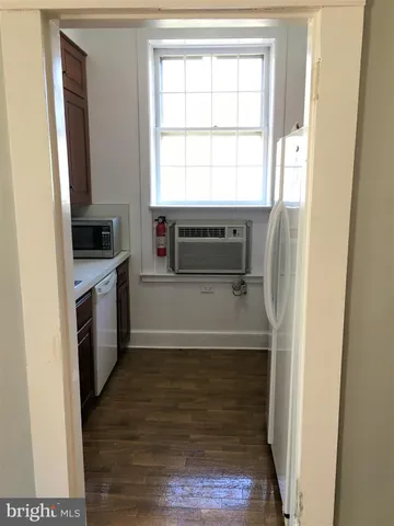 $1,900 | 25 West Boscawen Street, Unit 2, Winchester, VA 22601