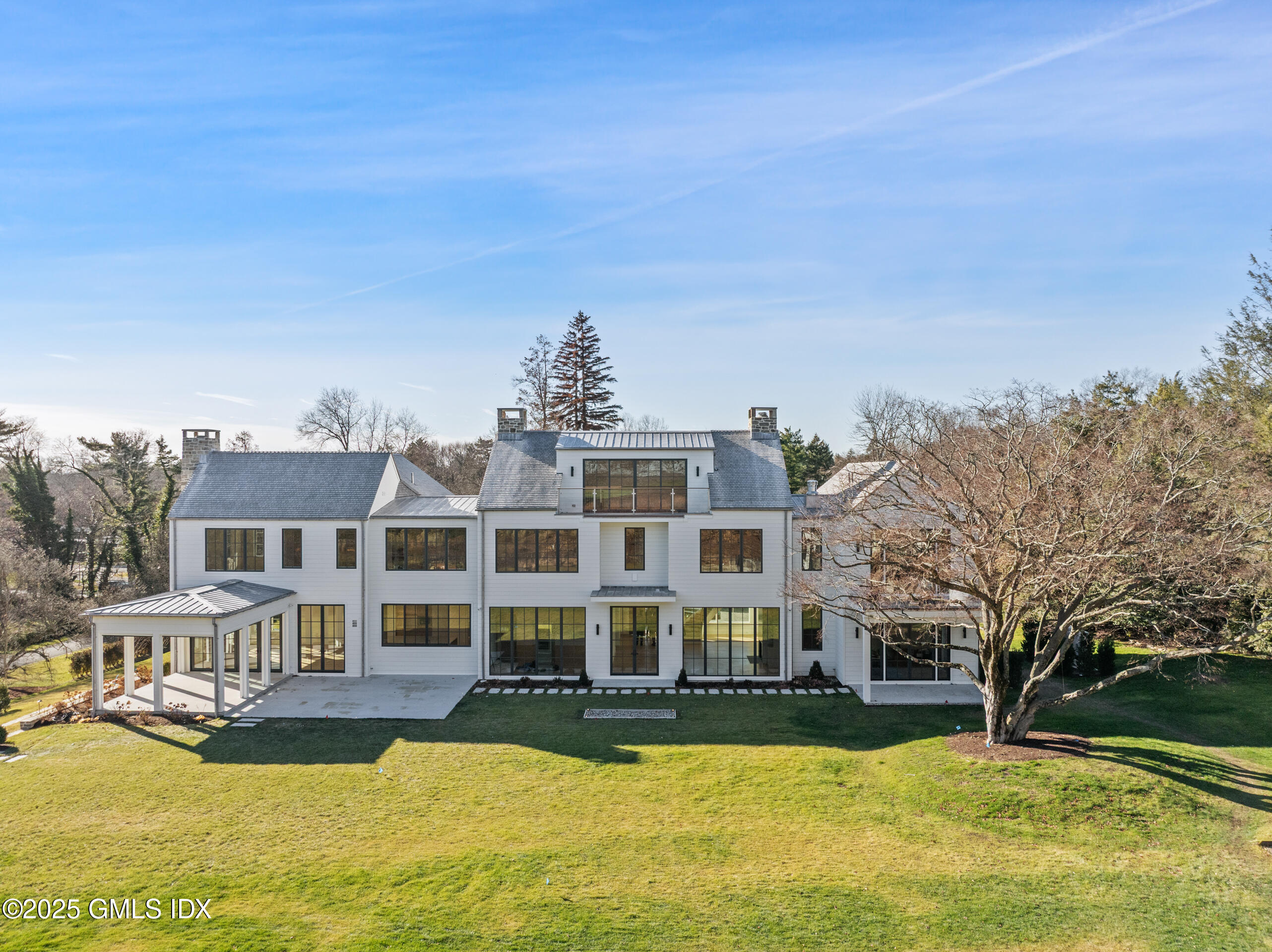 382 North Street Greenwich, CT 06830 - Photo 21 of 27 382 North Street Rear Facade Dec 2025