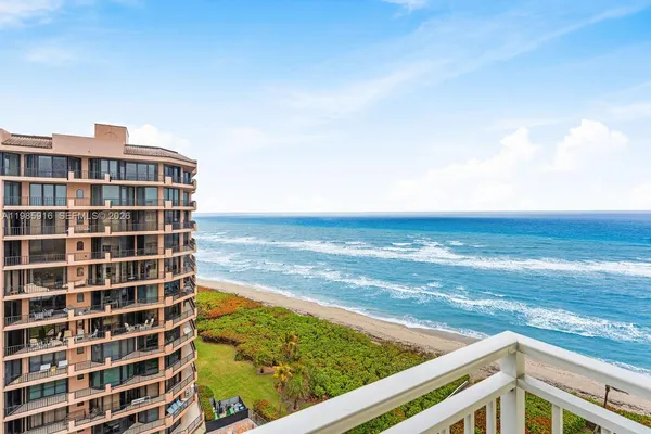 $1,350,000 | 500 Ocean Drive, Unit E12A, Juno Beach, FL 33408