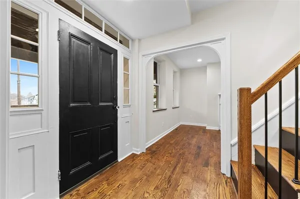 $172,000 | 323 1st Street, Apollo, PA 15613
