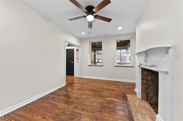 $172,000 | 323 1st Street, Apollo, PA 15613
