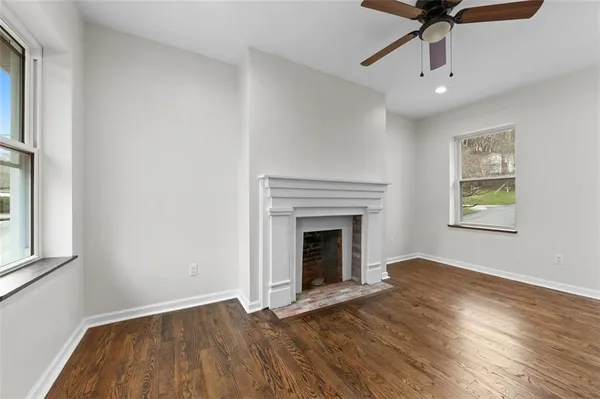$172,000 | 323 1st Street, Apollo, PA 15613