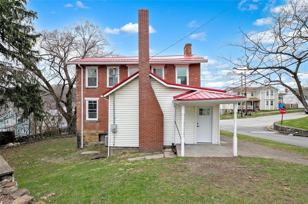 323 1st Street Apollo, PA 15613 - Photo 7 of 35 Back door entry