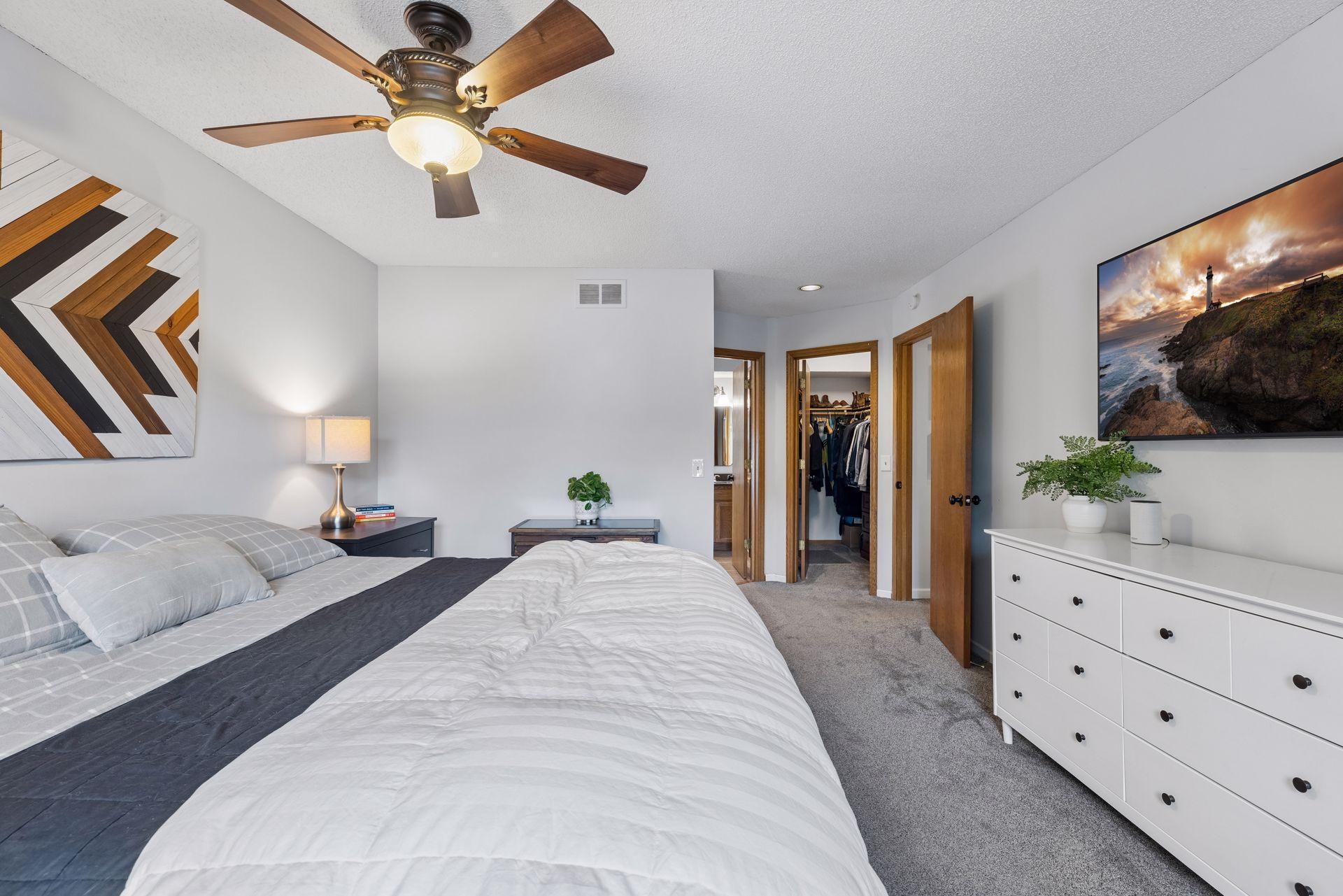 9136 Pinehurst Road Woodbury, MN 55125 - Photo 47 of 86 Gallery Image 47