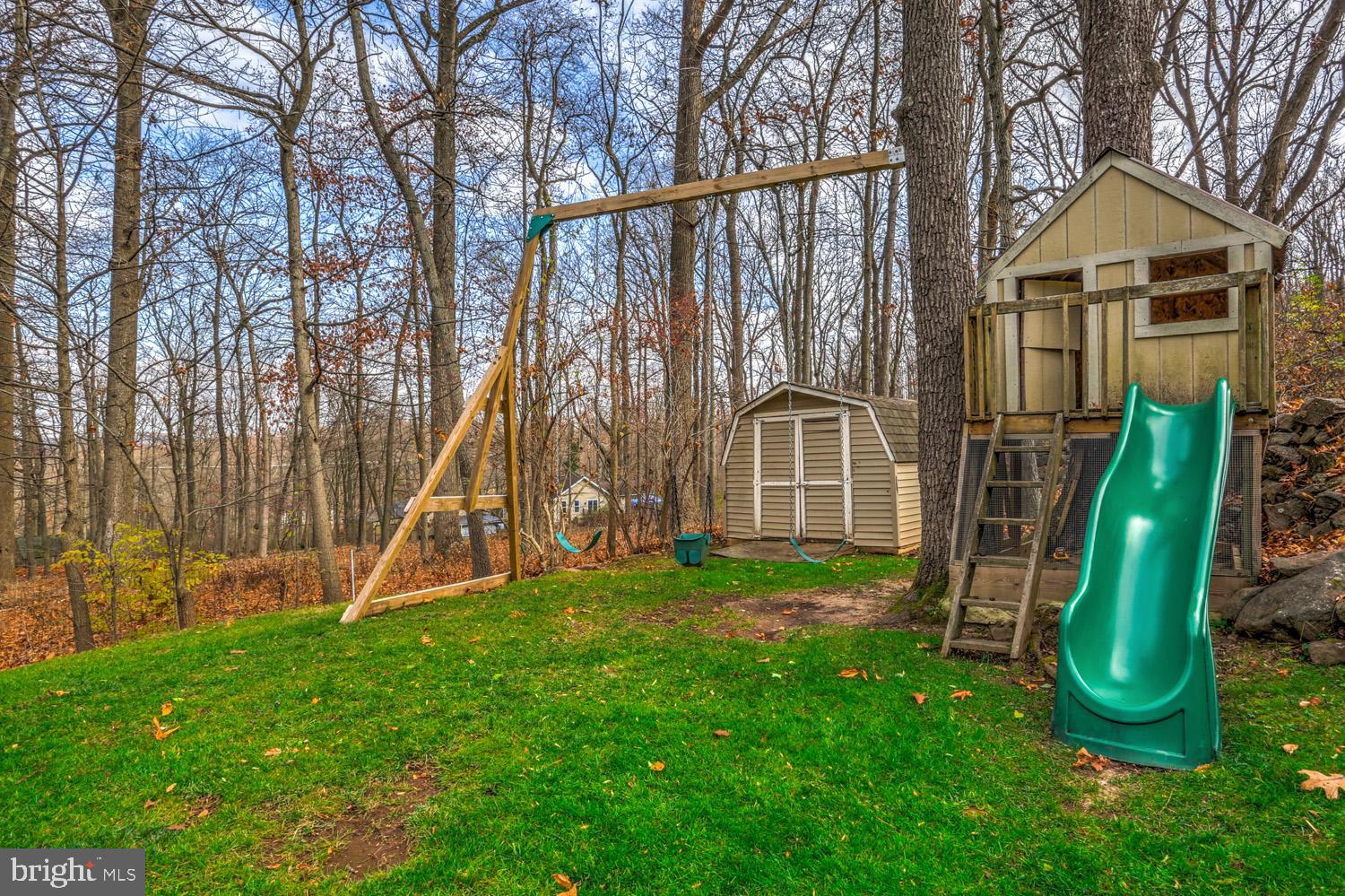 511 Holtzman Road Reinholds, PA 17569 - Photo 15 of 60