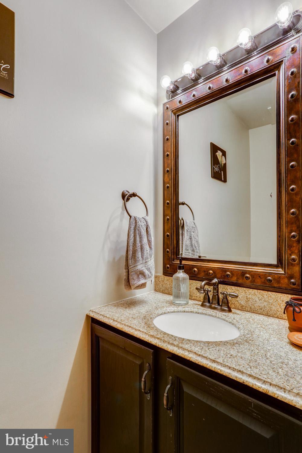 511 Holtzman Road Reinholds, PA 17569 - Photo 19 of 60