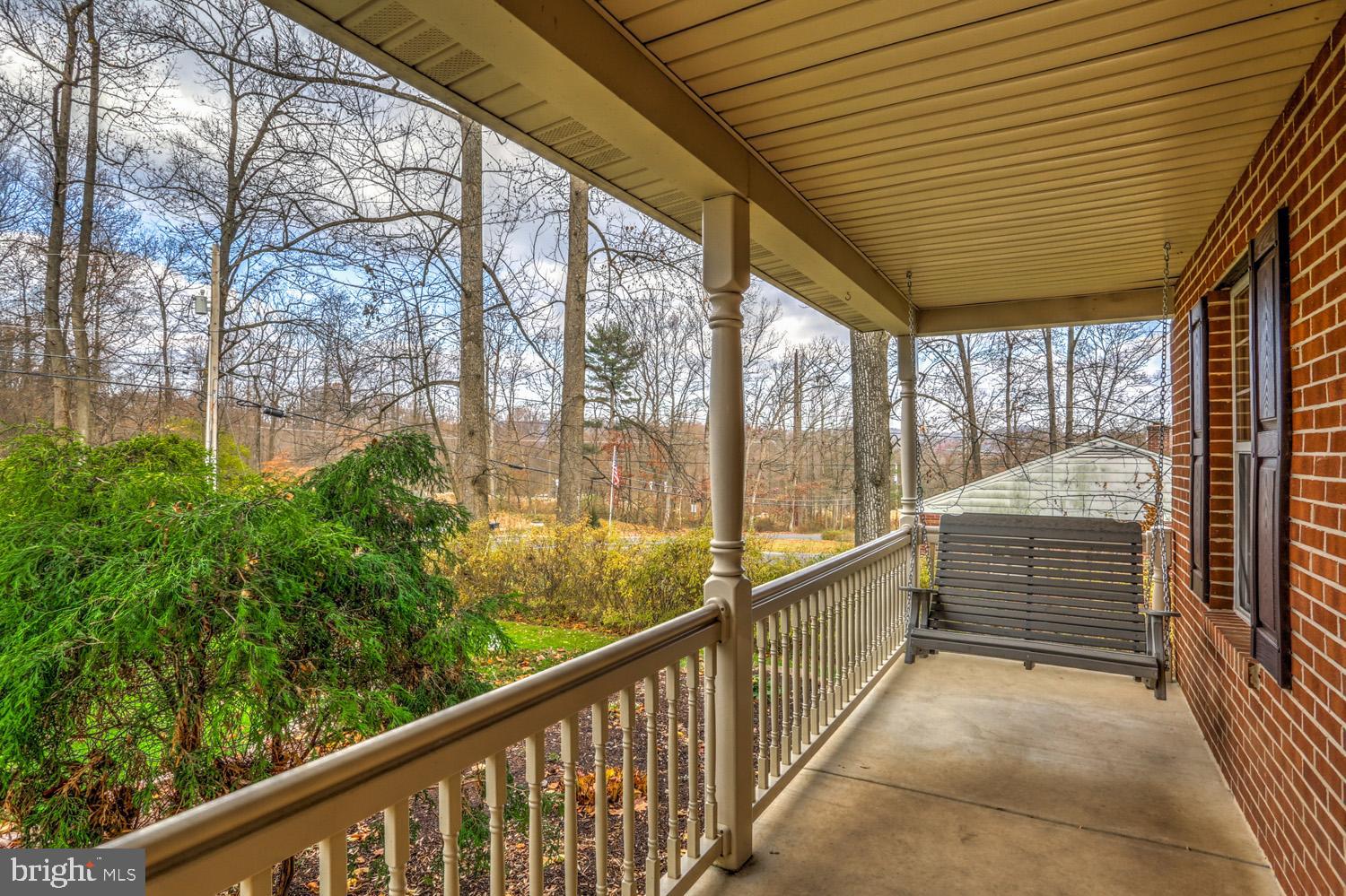 511 Holtzman Road Reinholds, PA 17569 - Photo 6 of 60