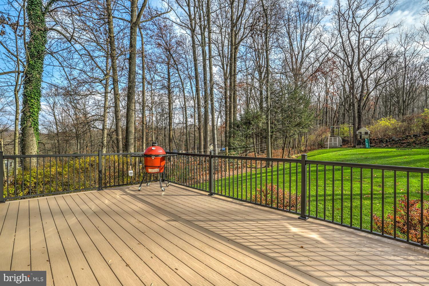 511 Holtzman Road Reinholds, PA 17569 - Photo 10 of 60