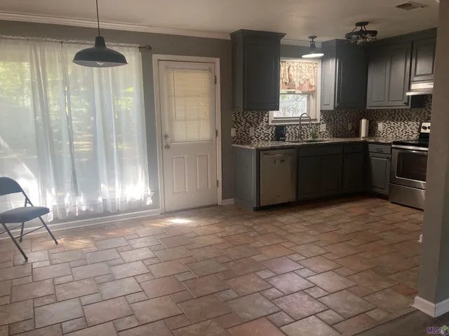 $195,000 | 17448 Ashton Avenue, Greenwell Springs, LA 70739