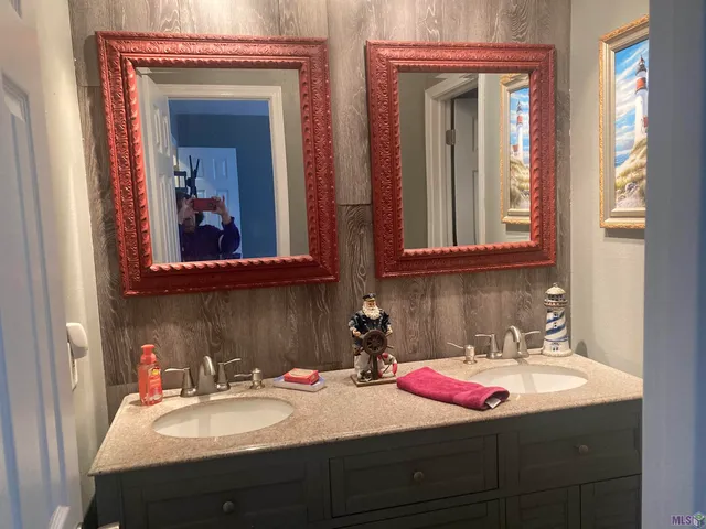 $195,000 | 17448 Ashton Avenue, Greenwell Springs, LA 70739