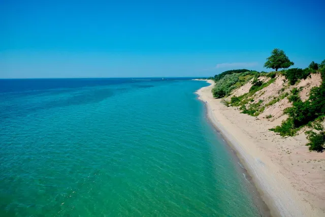 $1,500,000 | 2121 Reigle Street, Manistee, MI 49660