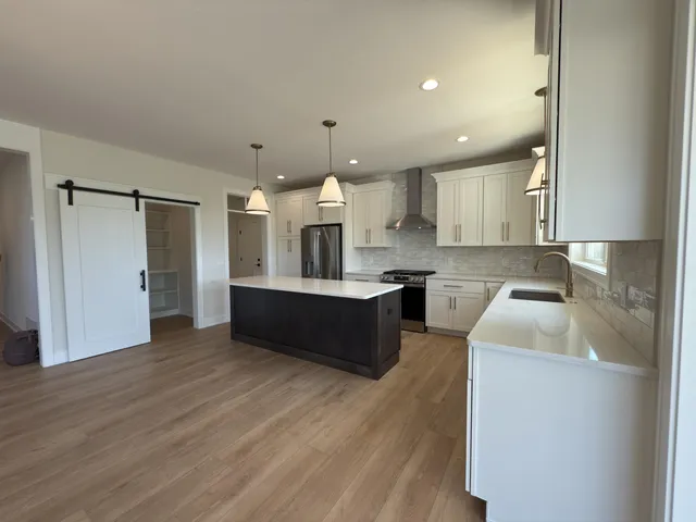 $1,500,000 | 2121 Reigle Street, Manistee, MI 49660