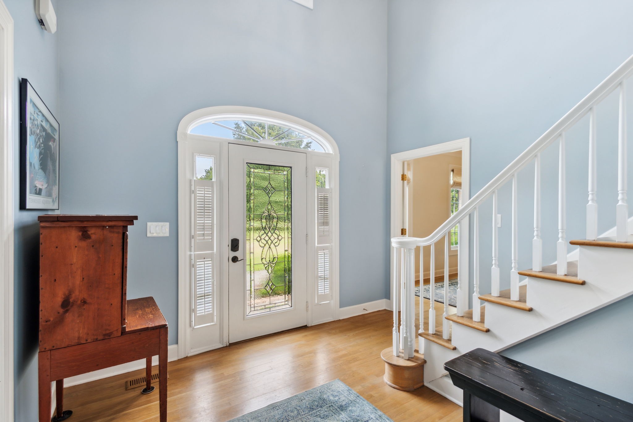 6711 Midland Road Christiana, TN 37037 - Photo 3 of 36 Enjoy welcoming your guests in this two story foyer.
