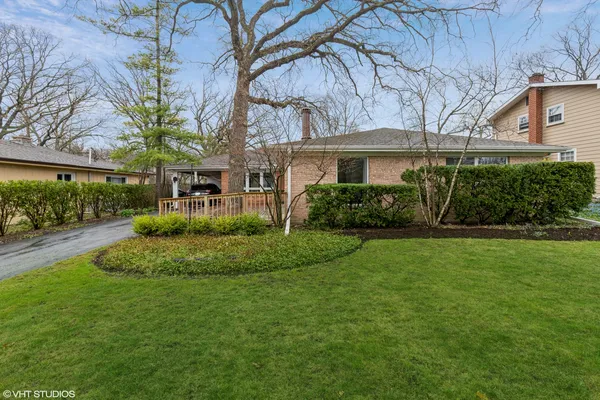 $779,900 | 461 Rockland Avenue, Lake Bluff, IL 60044