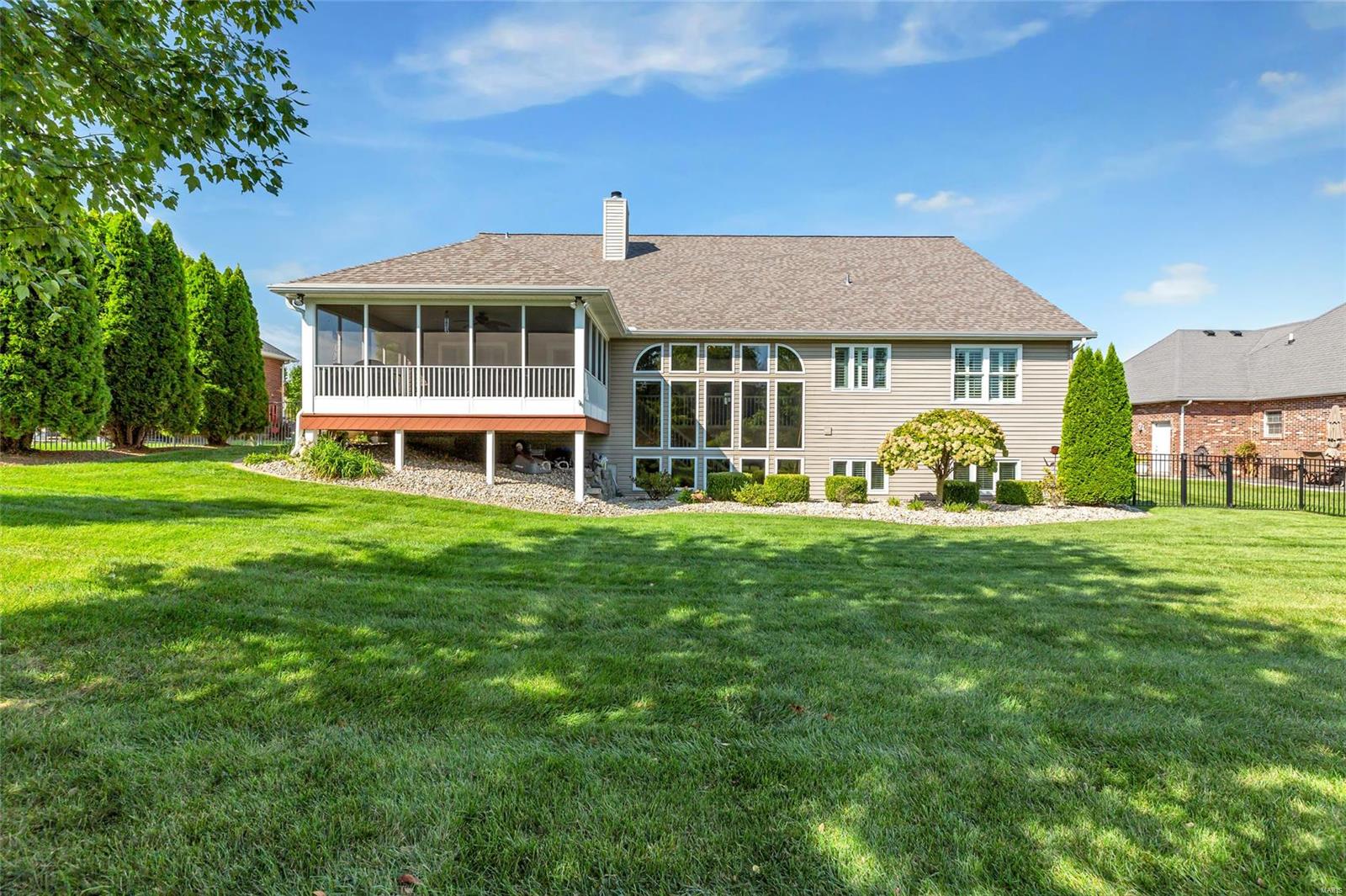 1520 Clover Ridge Columbia, IL 62236 - Photo 41 of 50 Gallery Image 41