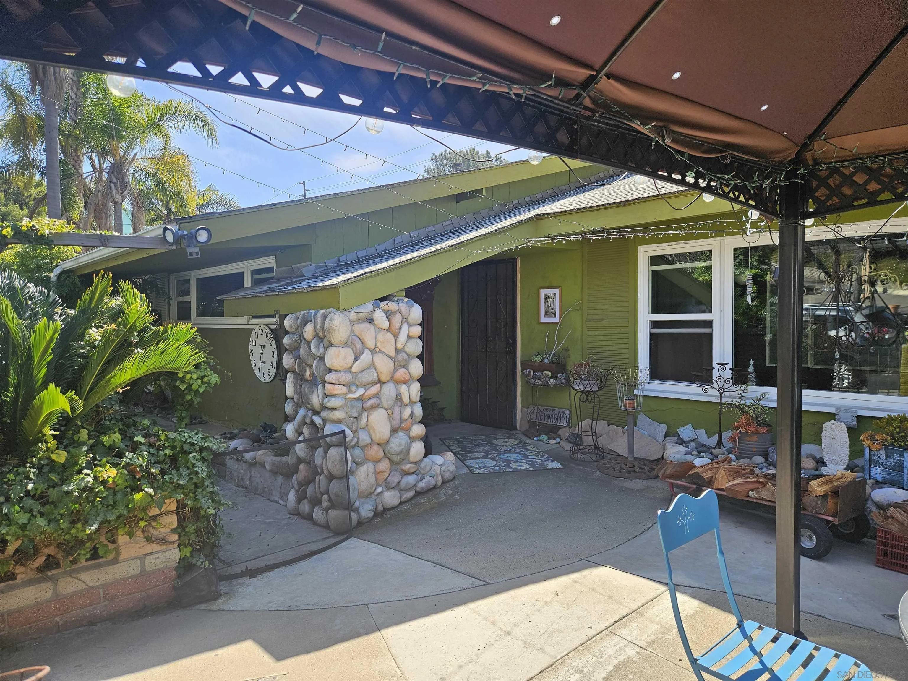935 Encinitas Boulevard Encinitas, CA 92024 - Photo 3 of 20 Gallery Image 3