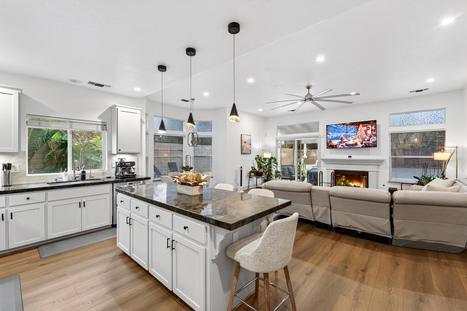 3221 Amethyst Way Turlock, CA 95382 - Photo 13 of 62