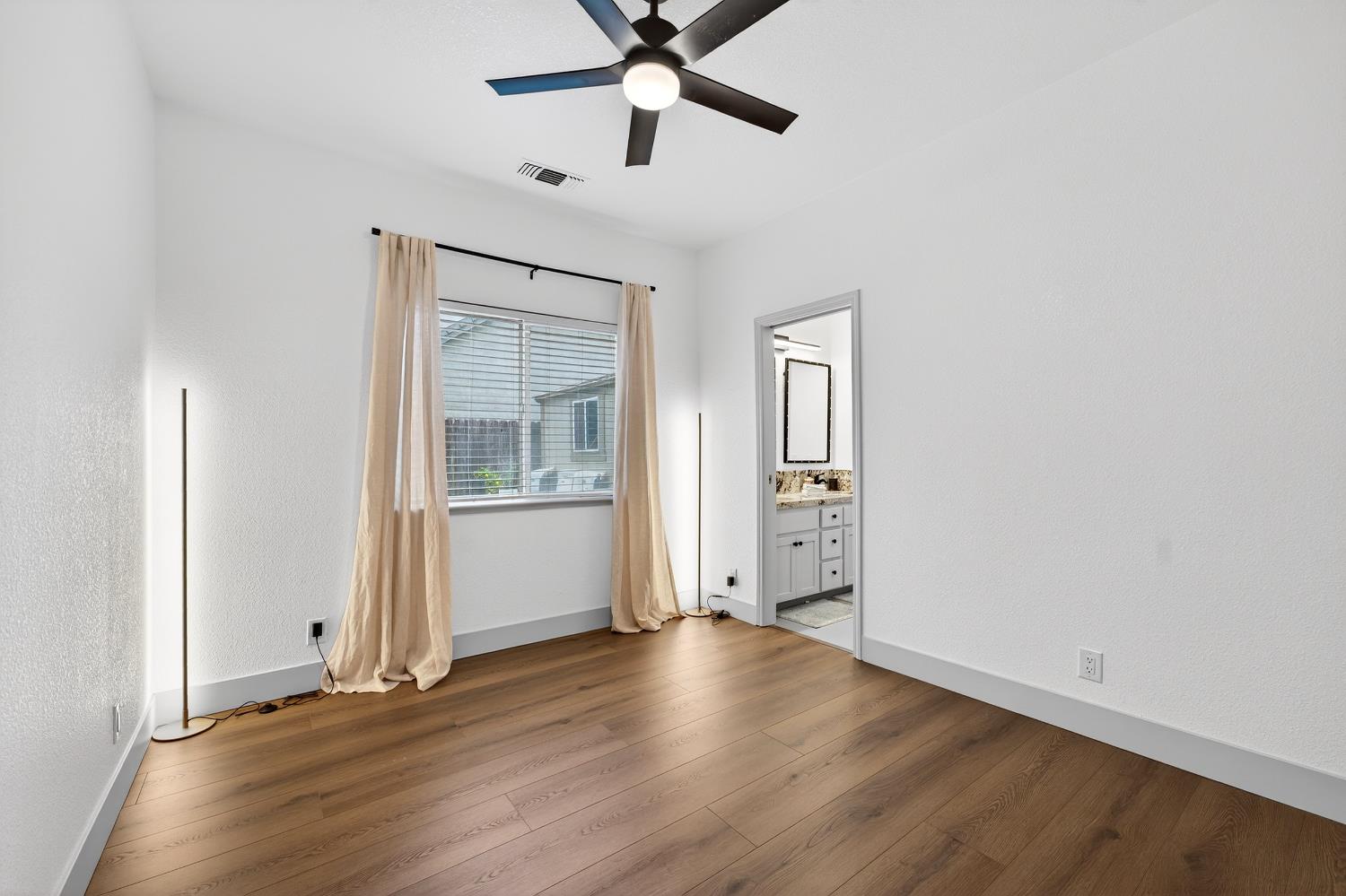 3221 Amethyst Way Turlock, CA 95382 - Photo 29 of 62