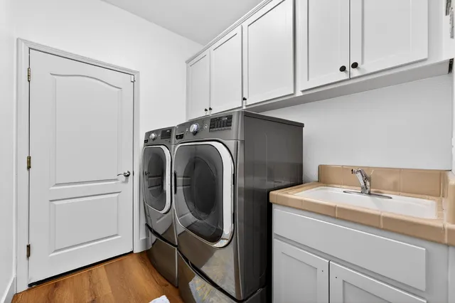 $899,000 | 3221 Amethyst Way, Turlock, CA 95382