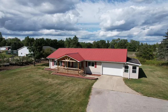 $174,900 | 2960 Guernsey Road, Beaverton, MI 48612