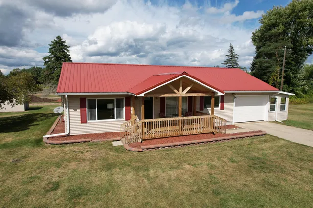 $174,900 | 2960 Guernsey Road, Beaverton, MI 48612